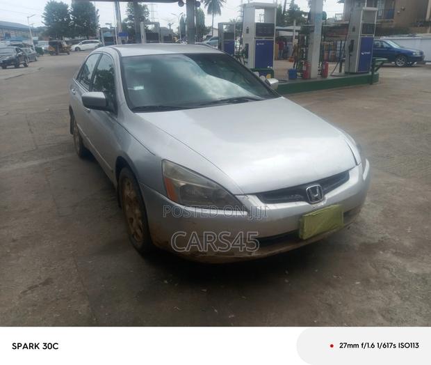 Honda Accord 2005 Silver