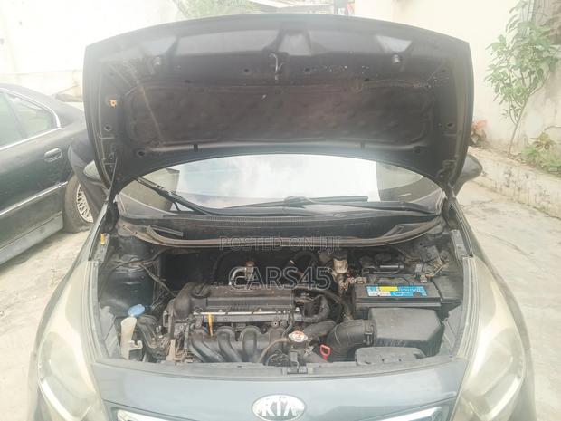Kia Rio 2013 Gray