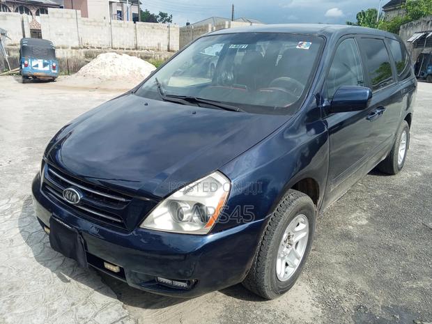 Kia Sedona 3.8 LX 2006 Blue