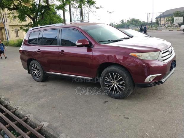 Toyota Highlander 4x4 2008 Red