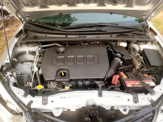 Toyota Corolla 2014 Silver