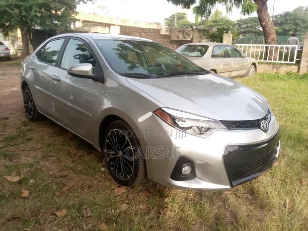 Toyota Corolla 2014 Silver