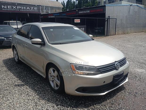 Volkswagen Jetta 2011 Gray
