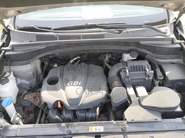 Hyundai Santa Fe 2015 Gray