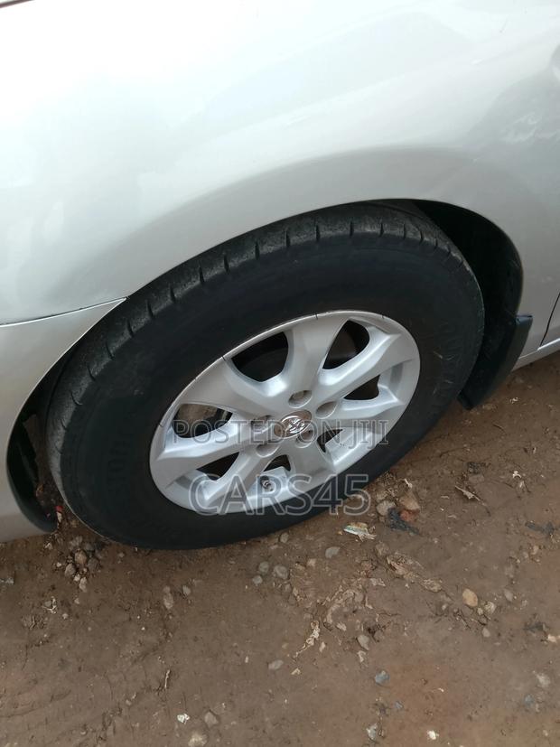 Toyota Camry 2011 Silver