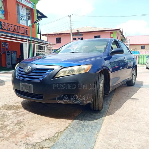 Toyota Camry 2009 Blue