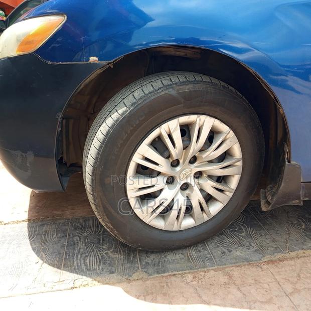 Toyota Camry 2009 Blue