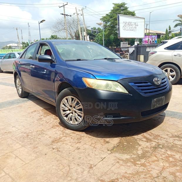 Toyota Camry 2009 Blue