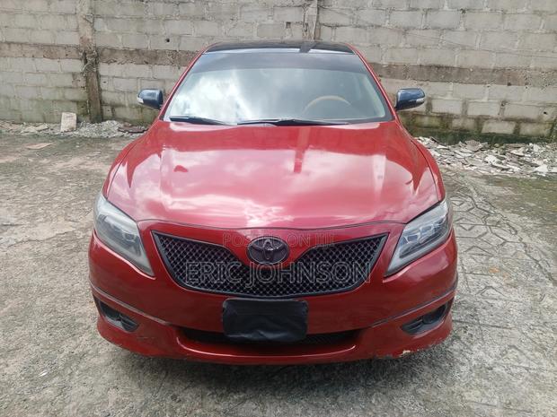 Toyota Camry SE 4dr Sedan (2.5L 4cyl 6AM) 2010 Red