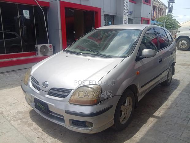 Nissan Almera 1996 Silver