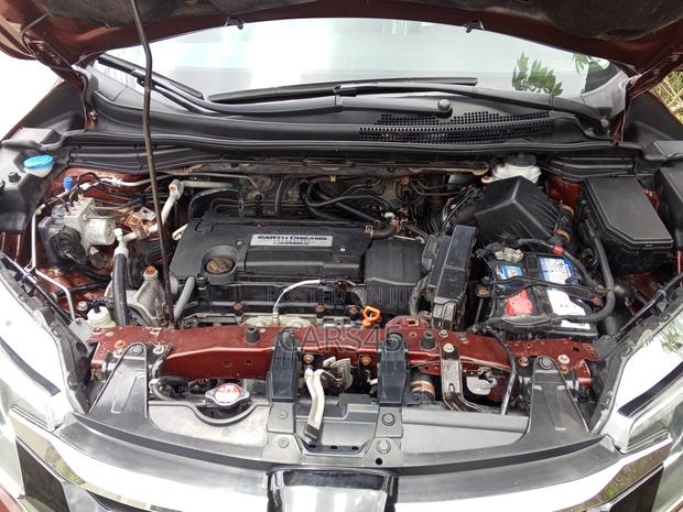 Honda CR-V Touring 4dr SUV AWD (2.4L 4cyl CVT) 2015 Brown