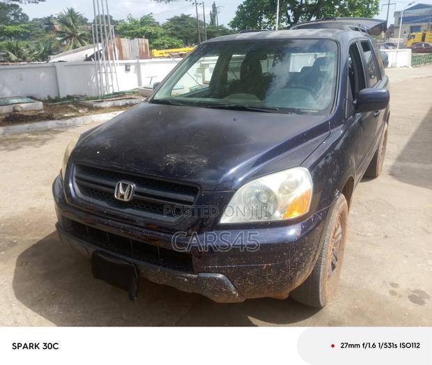 Honda Pilot 2004 Blue