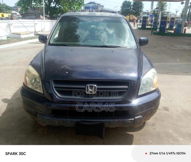Honda Pilot 2004 Blue