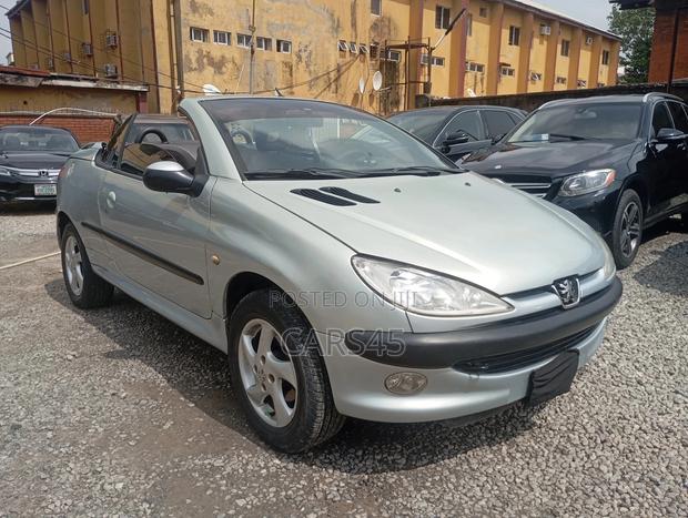 Peugeot 206 2004 Green