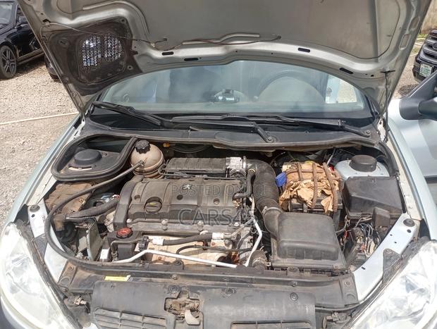 Peugeot 206 2004 Green