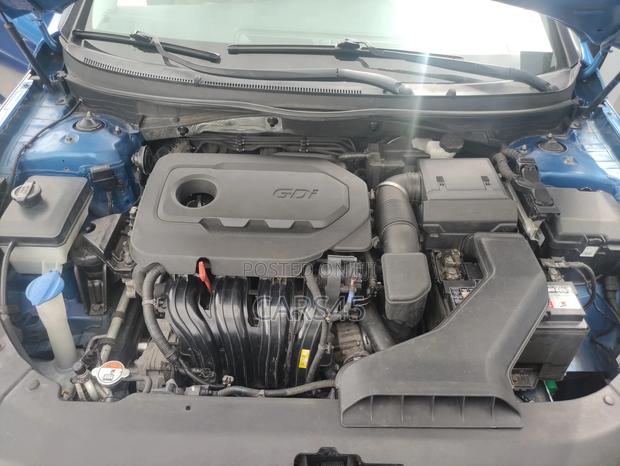 Hyundai Sonata 2018 Blue