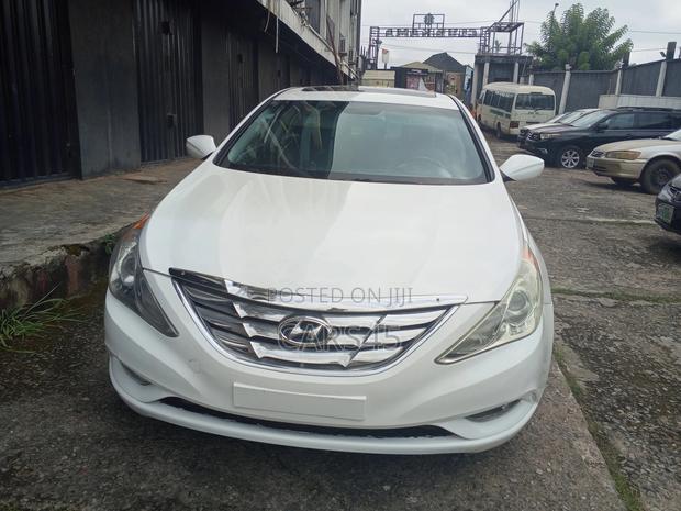 Hyundai Sonata 2011 White