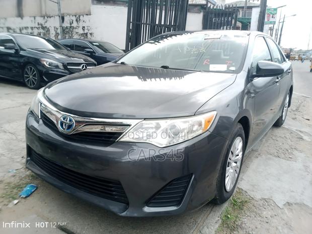 Toyota Camry 2012 Gray