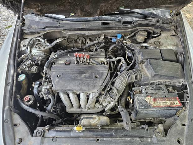 Honda Accord 2003 Silver