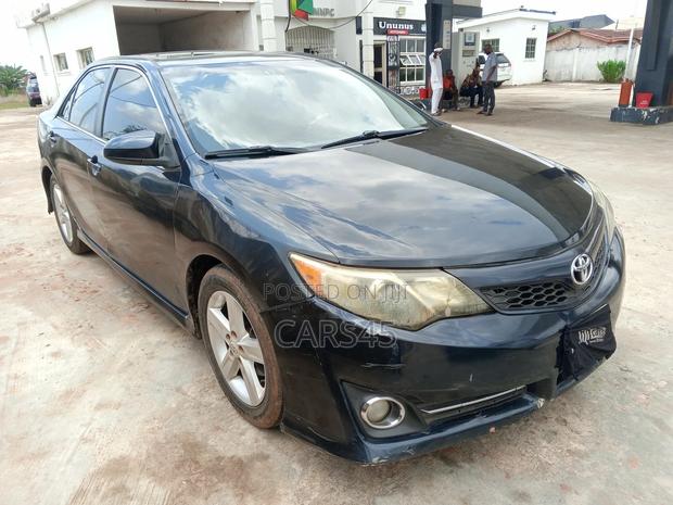 Toyota Camry 2012 Black