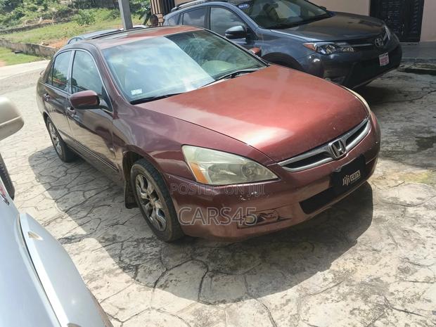 Honda Accord 2006 Burgandy