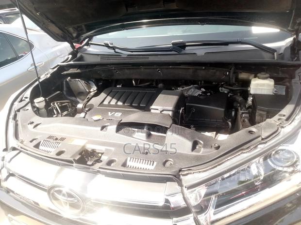 Toyota Highlander 2016 Black