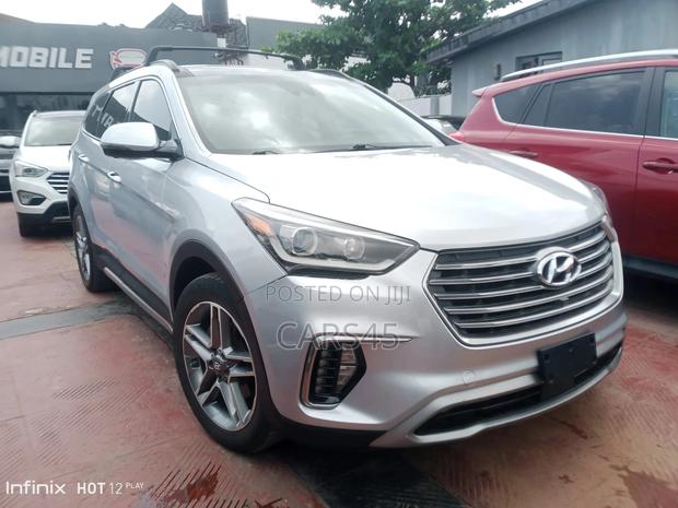 Hyundai Santa Fe 2017 Silver