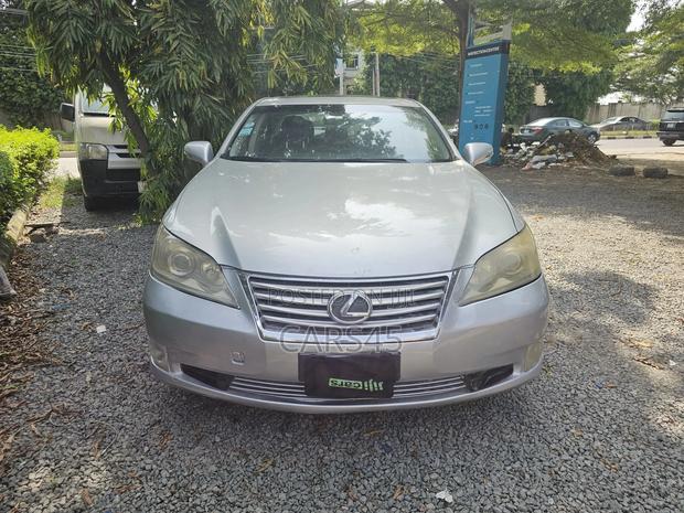 Lexus ES 350 2010 Silver
