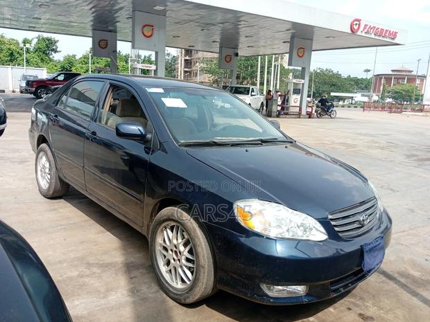Toyota Corolla 2004 Blue