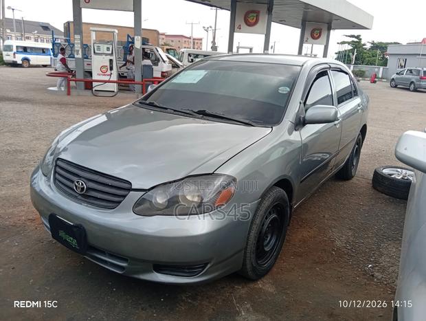 Toyota Corolla 2003 Gray
