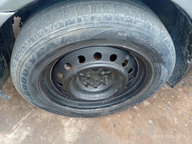 Toyota Corolla 2003 Gray