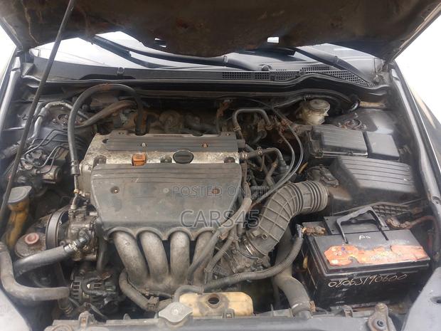 Honda Accord 2004 Gray