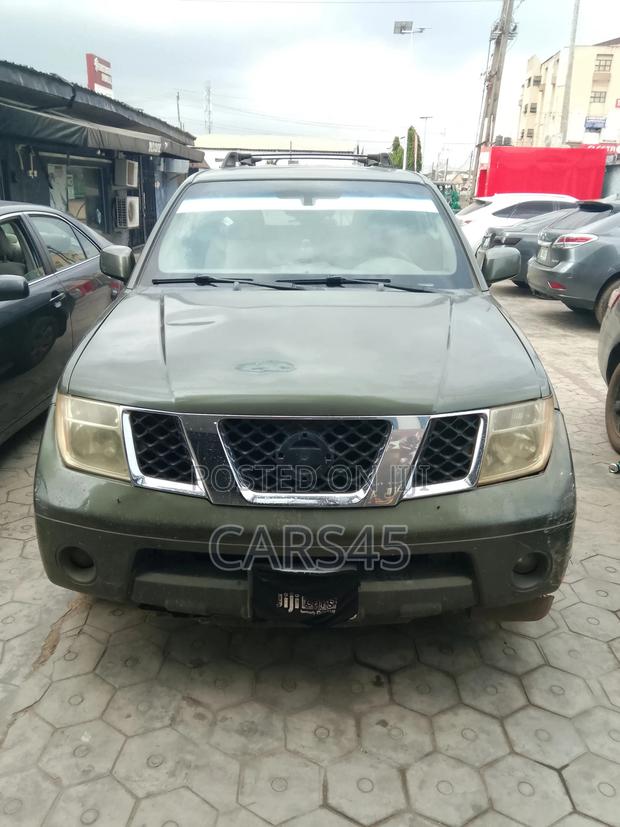 Nissan Pathfinder 2006 Green