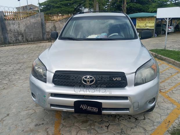 Toyota RAV4 2006 Silver