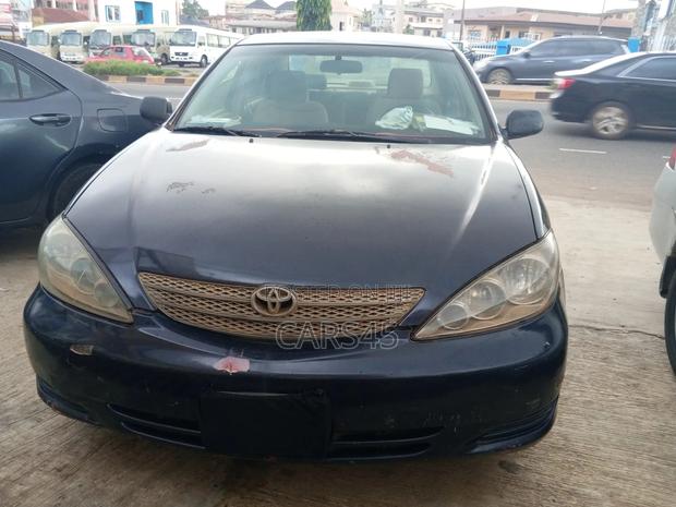 Toyota Camry 2004 Blue