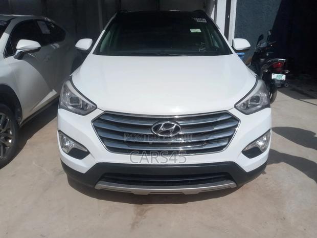 Hyundai Santa Fe 2015 White