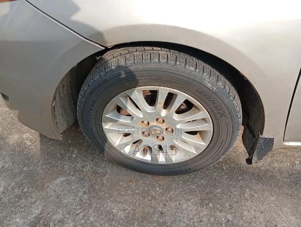 Toyota Sienna CE AWD 2008 Silver