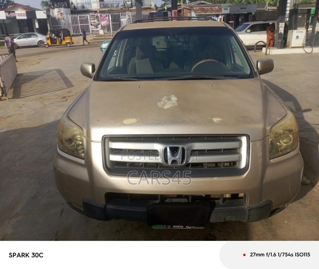 Honda Pilot 2006 Gold