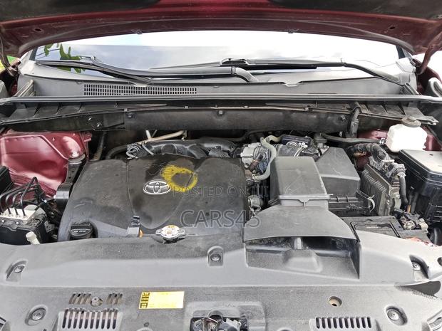 Toyota Highlander 2019 Burgandy
