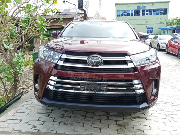 Toyota Highlander 2019 Burgandy