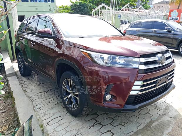 Toyota Highlander 2019 Burgandy