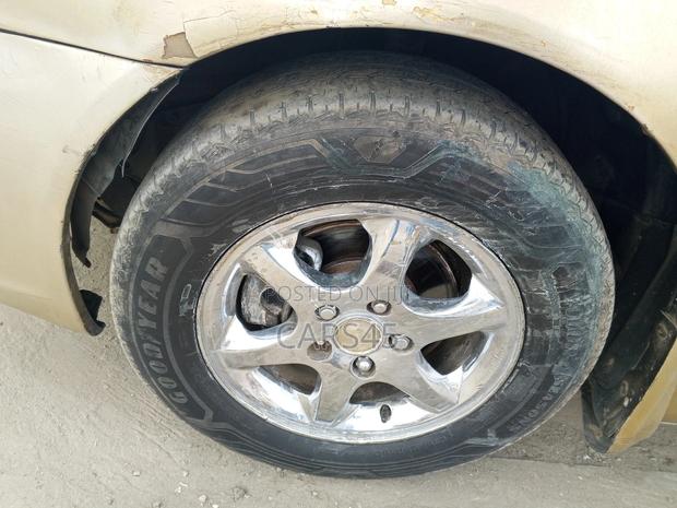 Toyota Camry 2003 Gold