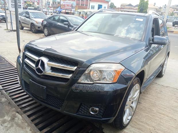 Mercedes-Benz GLK-Class 2010 Black