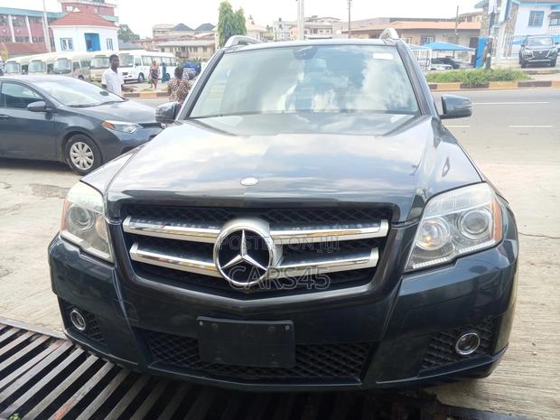 Mercedes-Benz GLK-Class 2010 Black