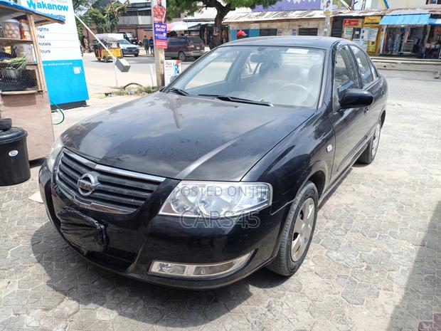 Nissan Sunny 2010 Gray