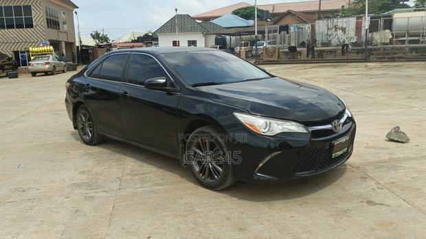 Toyota Camry LE 4dr Sedan (2.5L 4cyl 6A) 2016 Black