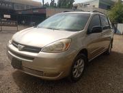 Toyota Sienna 2004 Gold for sale