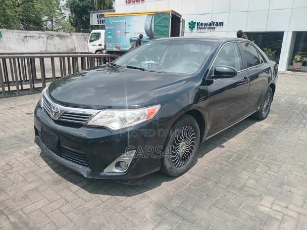 Toyota Camry 2012 Black