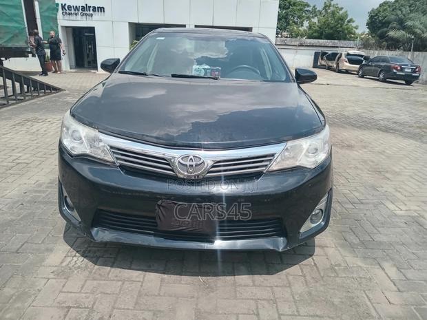 Toyota Camry 2012 Black