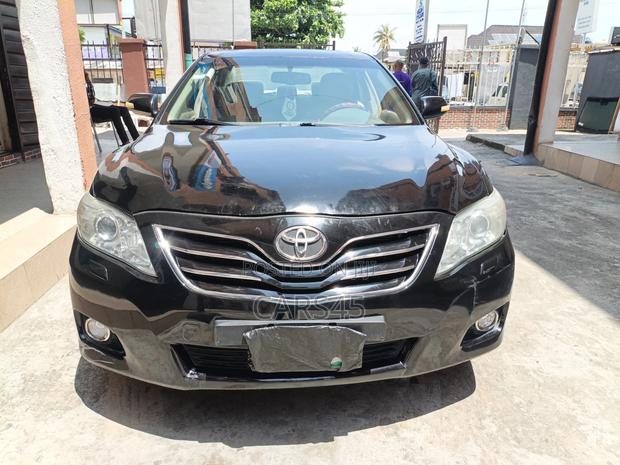 Toyota Camry 2008 Gray